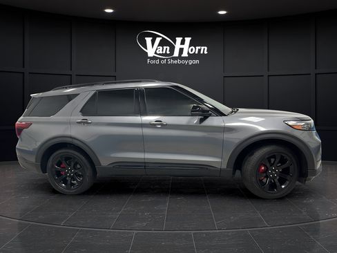 Used 2022 Ford Explorer ST w/ Equipment Group 401A AWD/4WD image 8