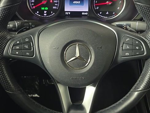 Used 2019 Mercedes-Benz GLC 300 4MATIC image 27