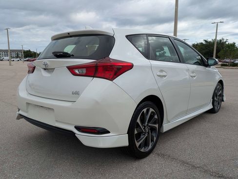 Used 2017 Toyota Corolla iM w/ All-Weather Mat Package FWD image 5