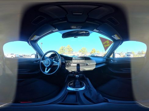 Used 2017 MAZDA MX-5 Miata Sport image 29