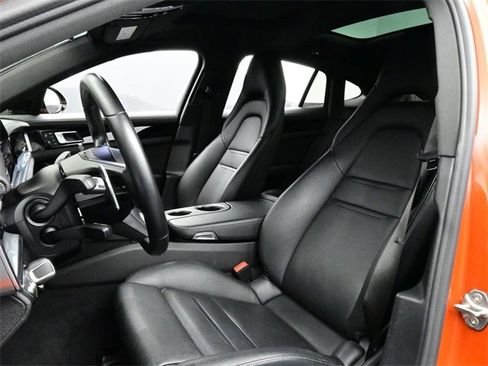 Used 2022 Porsche Panamera 4 Platinum Edition image 5
