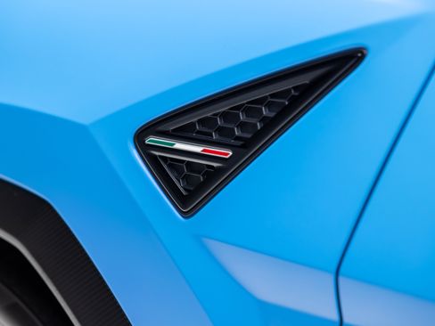 Used 2024 Lamborghini Urus Performante image 38