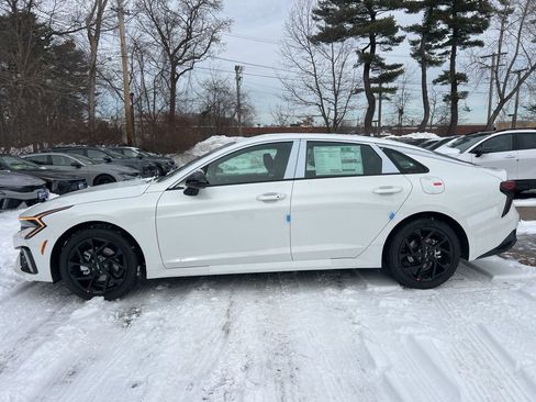 New 2026 Kia K5 GT-Line image 2