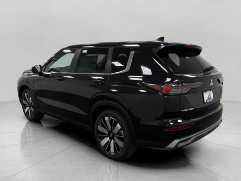 New 2026 Mitsubishi Outlander SE AWD/4WD image 7