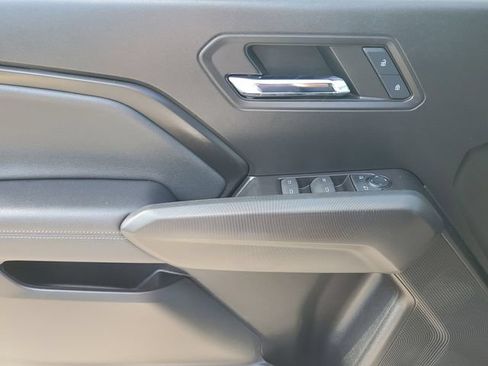 Used 2024 GMC Canyon Elevation w/ Elevation Premium Package RWD image 16