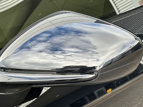 Used 2022 Porsche 911 Turbo S image 38