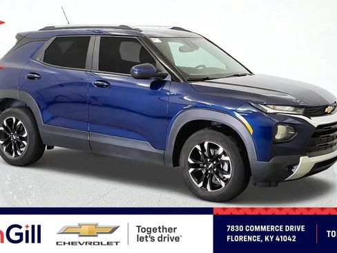 Used 2022 Chevrolet TrailBlazer LT w/ Convenience Package AWD/4WD image 1