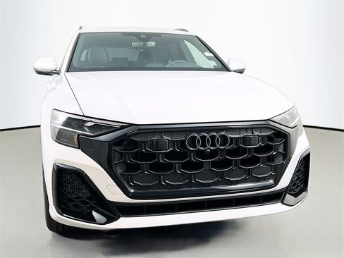 New 2026 Audi Q8 Premium Plus image 2