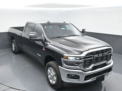 Used 2025 RAM 3500 Big Horn AWD/4WD image 36