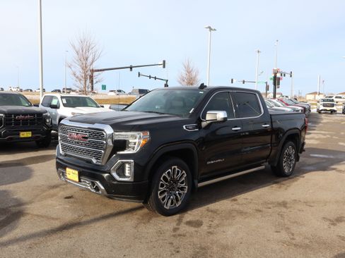 Used 2019 GMC Sierra 1500 Denali w/ Denali Carbonpro Edition image 3