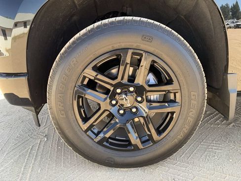Certified 2026 Chevrolet Silverado 1500 Custom w/ Rally Edition RWD image 31