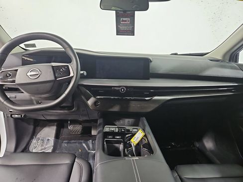 Certified 2025 Nissan Murano SV AWD/4WD image 19