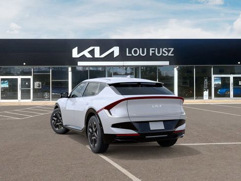 New 2025 Kia EV6 Wind image 4