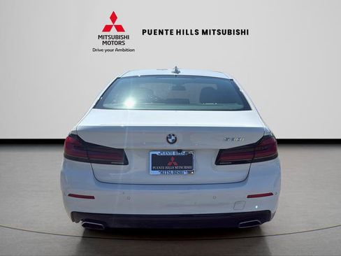 Used 2022 BMW 530i w/ Convenience Package RWD image 6