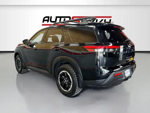 Used 2024 Nissan Pathfinder Rock Creek AWD/4WD image 5