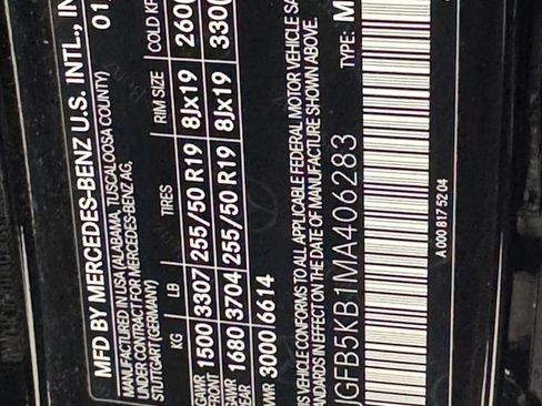 Used 2021 Mercedes-Benz GLE 450 4MATIC image 42