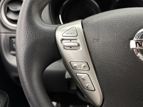 Used 2019 Nissan Versa SV image 16