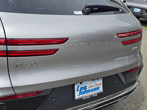 New 2026 Genesis GV70 2.5T Advanced AWD/4WD image 25