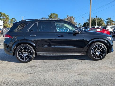 Used 2022 Mercedes-Benz GLE 350 w/ AMG Line Exterior image 3