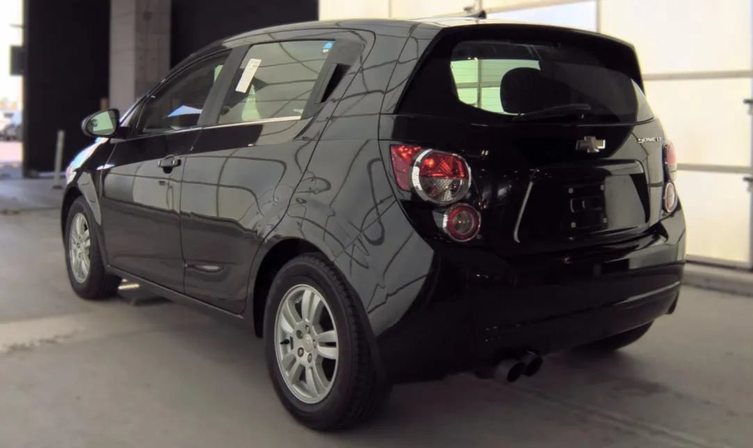 Used 2014 Chevrolet Sonic LT FWD image 3