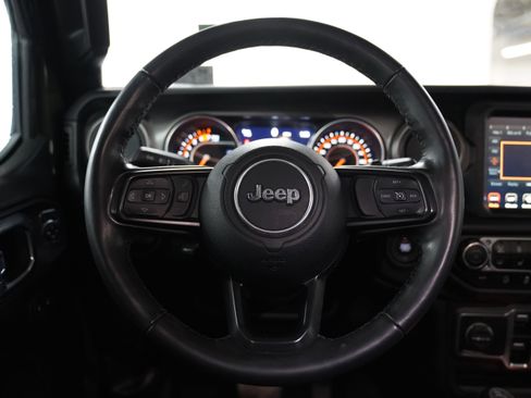 Used 2022 Jeep Wrangler Unlimited Willys image 18