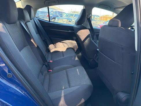 Used 2025 Toyota Camry SE image 29