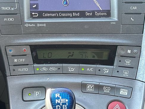 Used 2015 Toyota Prius Three FWD image 24