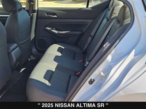 New 2025 Nissan Altima 2.5 SR image 17