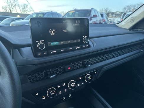 Certified 2024 Honda Accord EX image 26