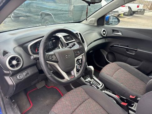 Used 2020 Chevrolet Sonic LT w/ Convenience Package image 20