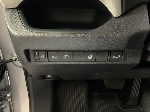 New 2025 Toyota RAV4 XLE image 28