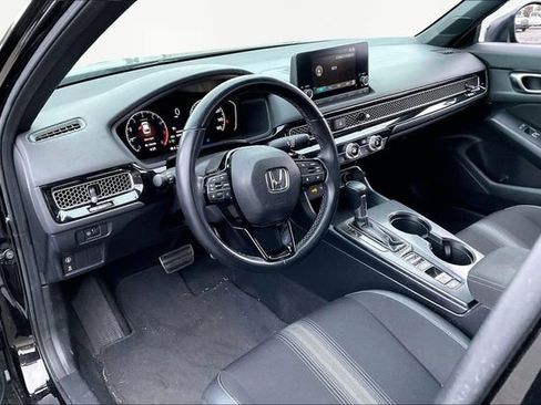 Used 2023 Honda Civic Sport image 12