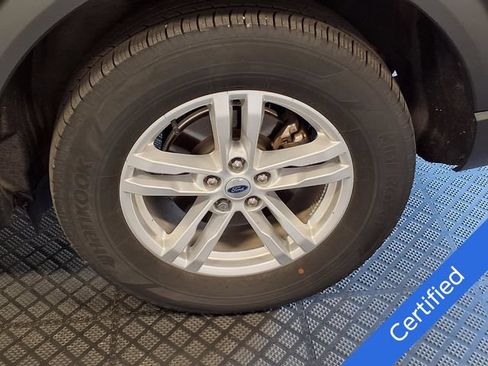 Certified 2024 Ford Explorer XLT AWD/4WD image 31