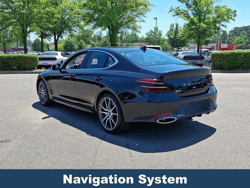 Used 2025 Genesis G70 2.5T RWD image 5