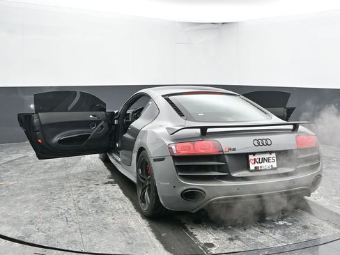 Used 2010 Audi R8 V10 image 78