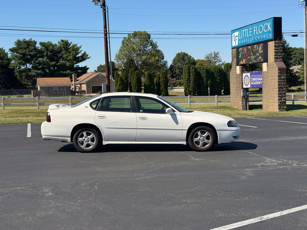 Used 2005 Chevrolet Impala LS w/ Sun And Sound Package FWD image 3