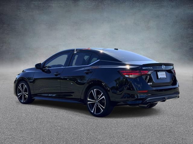 Used 2022 Nissan Sentra SR w/ Electronics Package FWD image 4