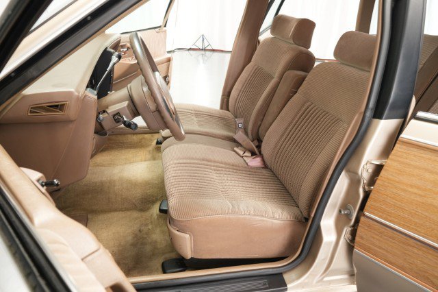 Used 1994 Buick Century Special FWD image 21