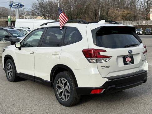 Certified 2023 Subaru Forester Premium image 8