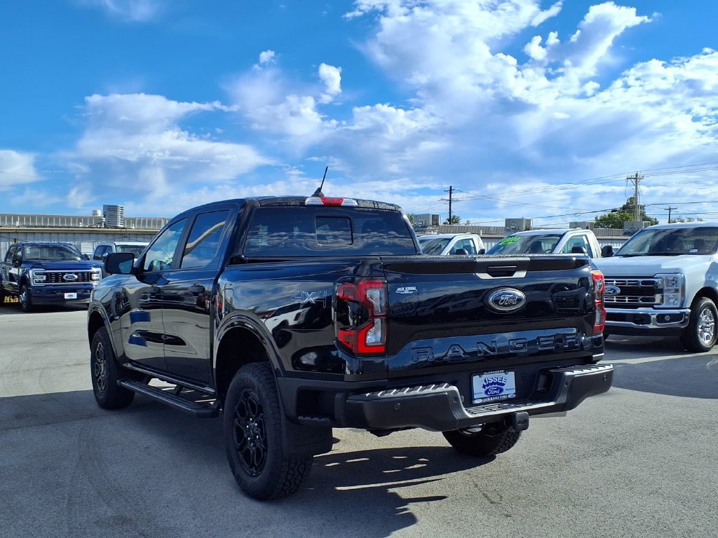 New 2026 Ford Ranger XLT w/ Black Appearance Package AWD/4WD image 2