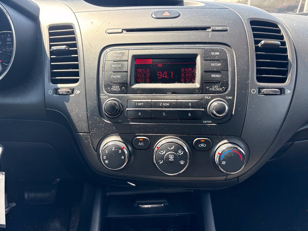 Used 2016 Kia Forte LX FWD image 26