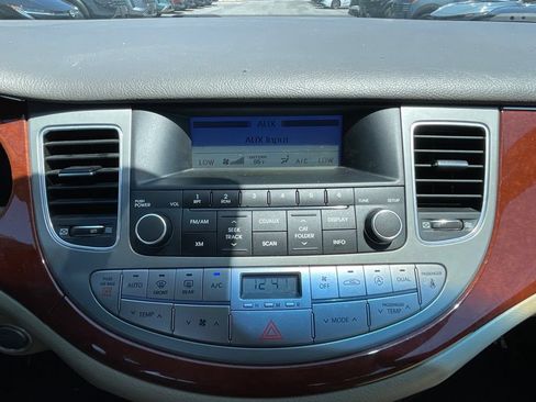 Used 2014 Hyundai Genesis 3.8 RWD image 14