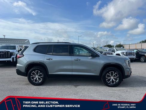 New 2026 GMC Acadia AT4 w/ Luxury Package AWD/4WD image 8