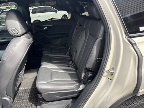 Used 2023 Audi Q7 2.0T Premium Plus w/ Premium Plus Package AWD/4WD image 14