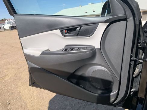 Used 2023 Hyundai Kona SEL AWD/4WD image 20