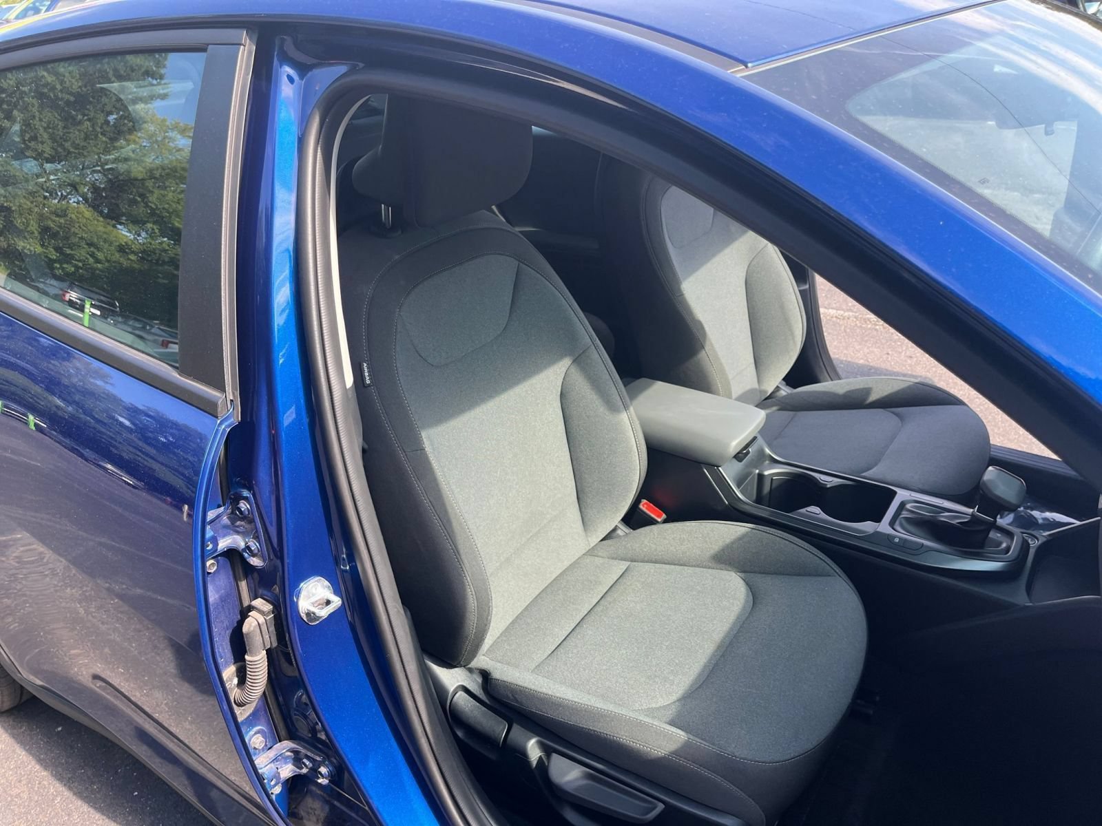 Used 2025 Kia K4 FWD image 38