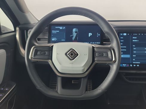 Used 2024 Rivian R1S Adventure AWD/4WD image 28