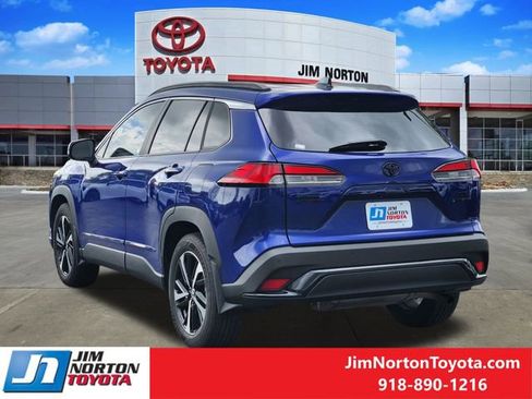 Used 2025 Toyota Corolla Cross AWD Hybrid w/ Convenience Package image 8