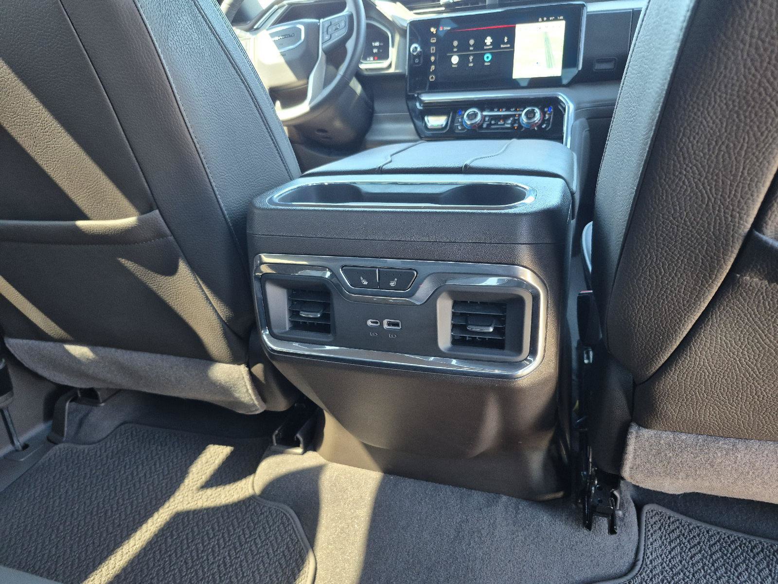 Used 2023 GMC Sierra 1500 Denali AWD/4WD image 10
