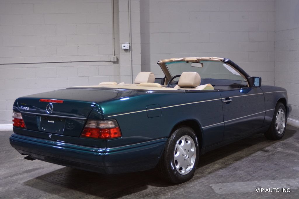 Used 1995 Mercedes-Benz E 320 Convertible image 8